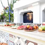 فندق مارفي داتْشا